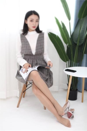 奈丝写真 NO.133:秀秀-装嫩两件套 衬衫背带裙