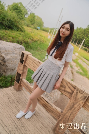 袜涩写真 VOL.068 思甜 2.0