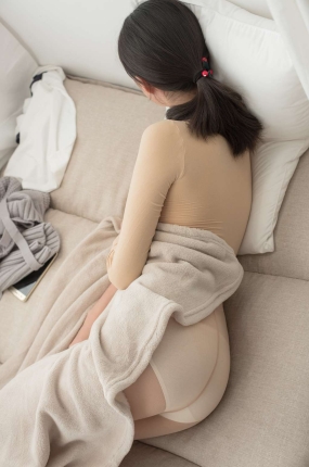 森萝财团 爱花写真-ALPHA-011