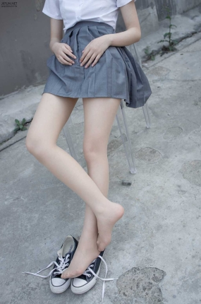 森萝财团写真 – JKFUN-005 卉子 10D肉丝