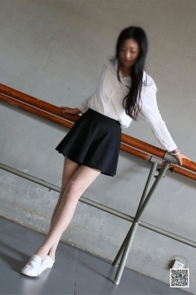 妖精视觉 NO.148 甜甜 双色白丝袜
