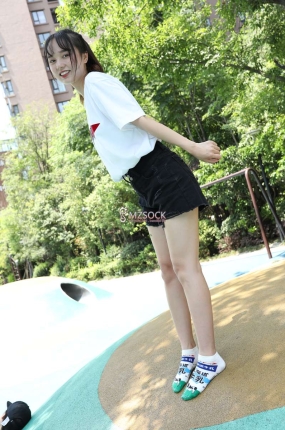 每足系列 2019-06-05 NO.037 悦悦