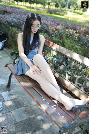 丝慕写真 特写集 TX003 双双《校园小丝妹》
