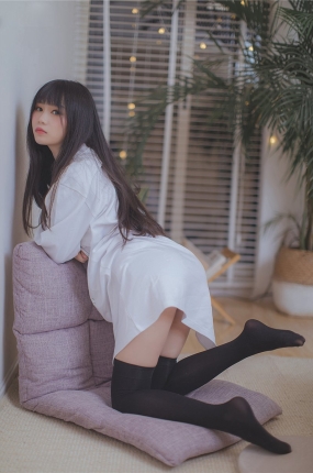 风之领域写真 No.081 长发的黑丝学妹