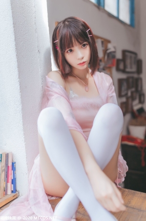 喵糖映画少女写真 VOL.250 粉色披纱白丝少女