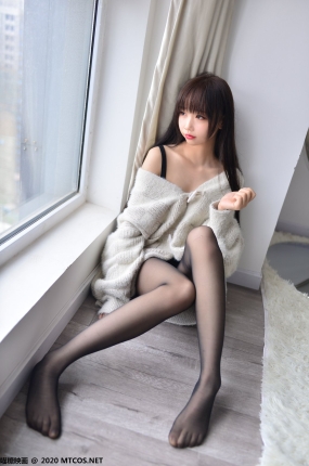 喵糖映画少女写真 VOL.277 黑丝毛衣少女