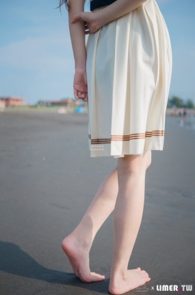 Limerence 海蓝 白皙希腊脚 JK盛夏服海边戏水