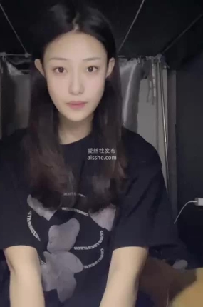 脚模面试脸足同框套路系列 银框眼镜女大秀脚  摆弄表情
